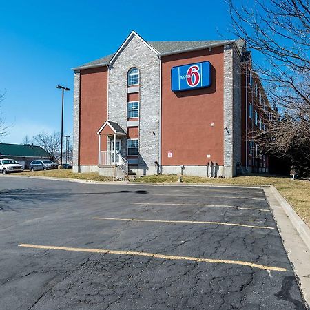 Motel 6-Olathe, Ks Eksteriør billede