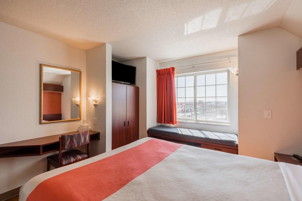 Motel 6-Olathe, Ks Eksteriør billede