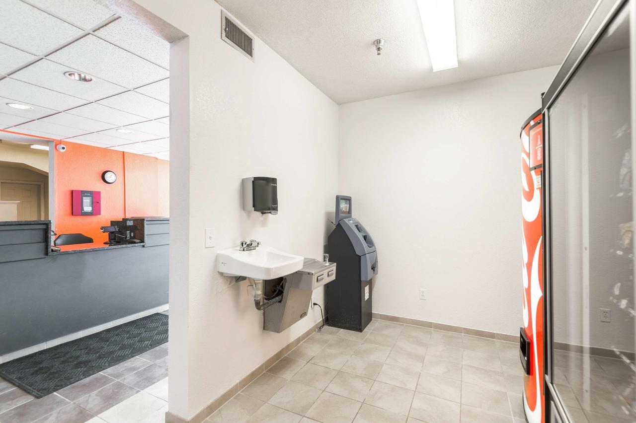 Motel 6-Olathe, Ks Eksteriør billede