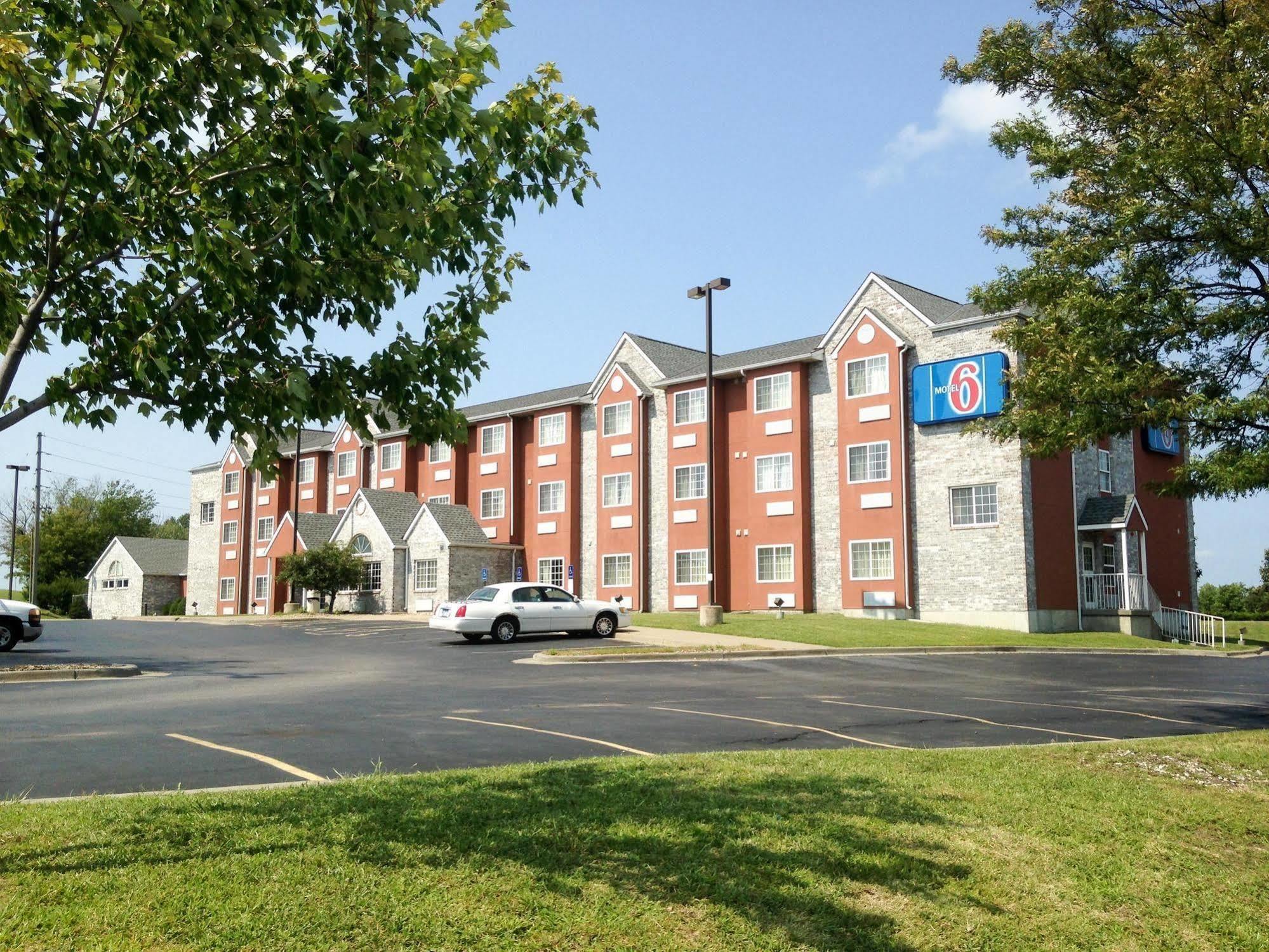 Motel 6-Olathe, Ks Eksteriør billede